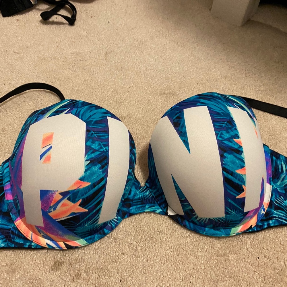 Blue push-up bra from Pink (do not purchase)